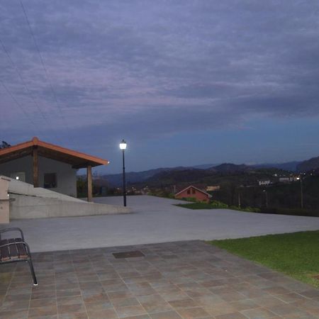 Apartamentos Rurales Penon Blanco Penerudes Exterior photo