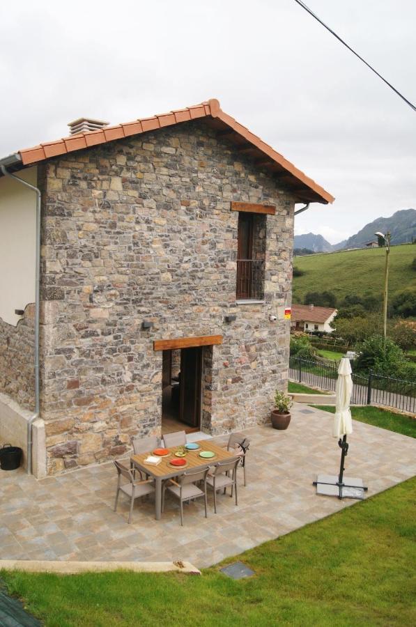 Apartamentos Rurales Penon Blanco Penerudes Exterior photo